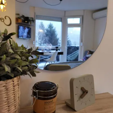 Apartment No7 *